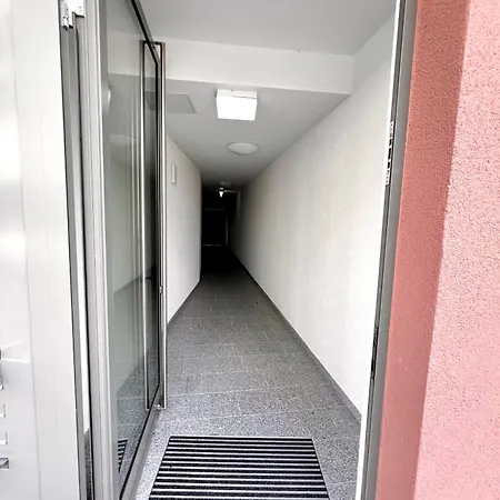 Oezels Designer Loft - Smart Tv, Netflix, Private Kostenlose Tiefgarage, Self-express Check-in,check-out, Outlet 100m 아파트 *
